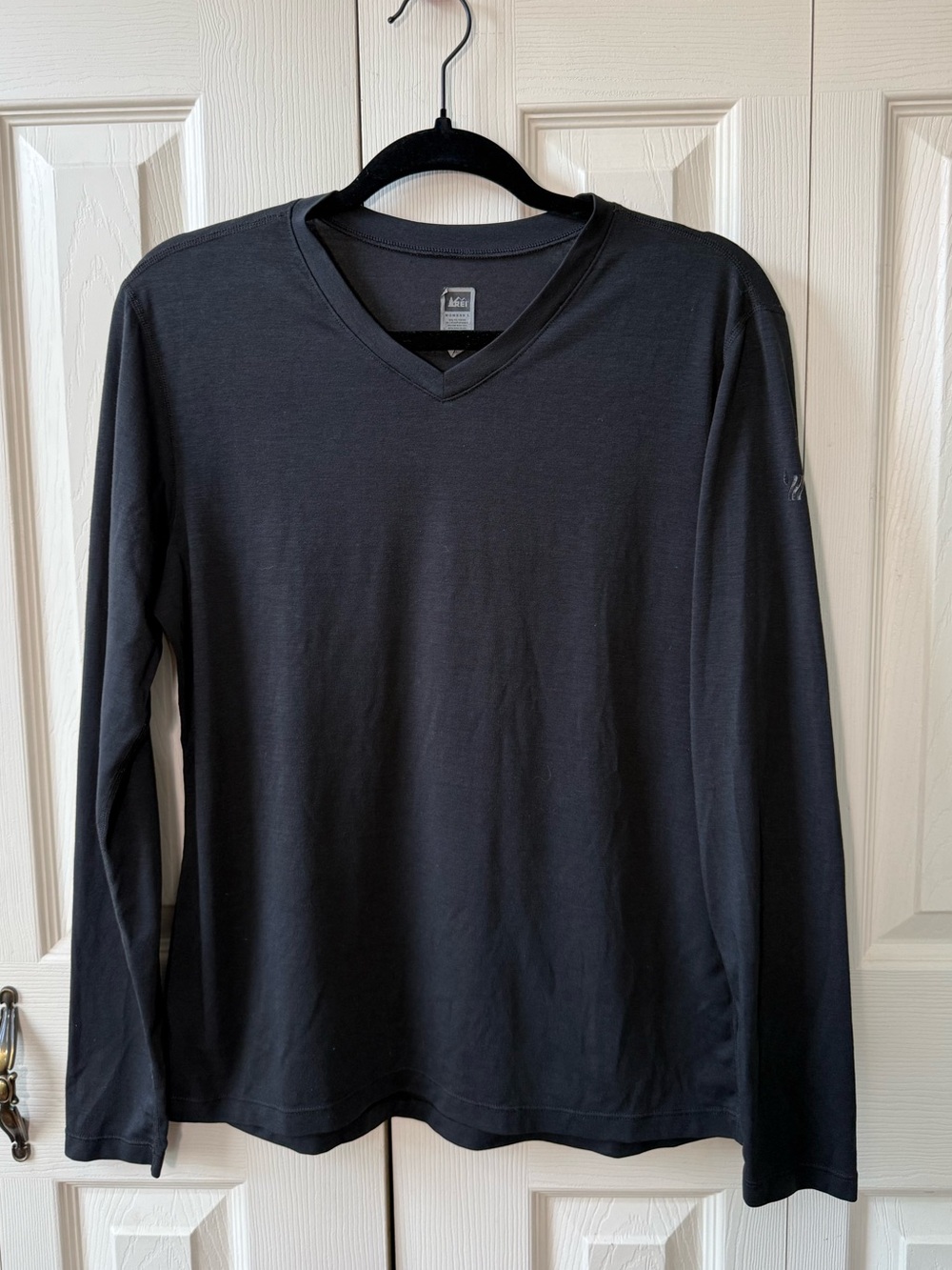 REI Co-op Long Sleeve V Neck Performance Base Layer Top Black Womens Size Large
